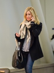 Ashley Tisdale アシュレイ・ティスデイル