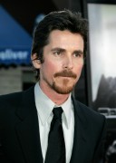 Кристиан Бэйл (Christian Bale) 2009-06-23 At Public Enemies Premiere in LA - 184xHQ 3a4891207604902